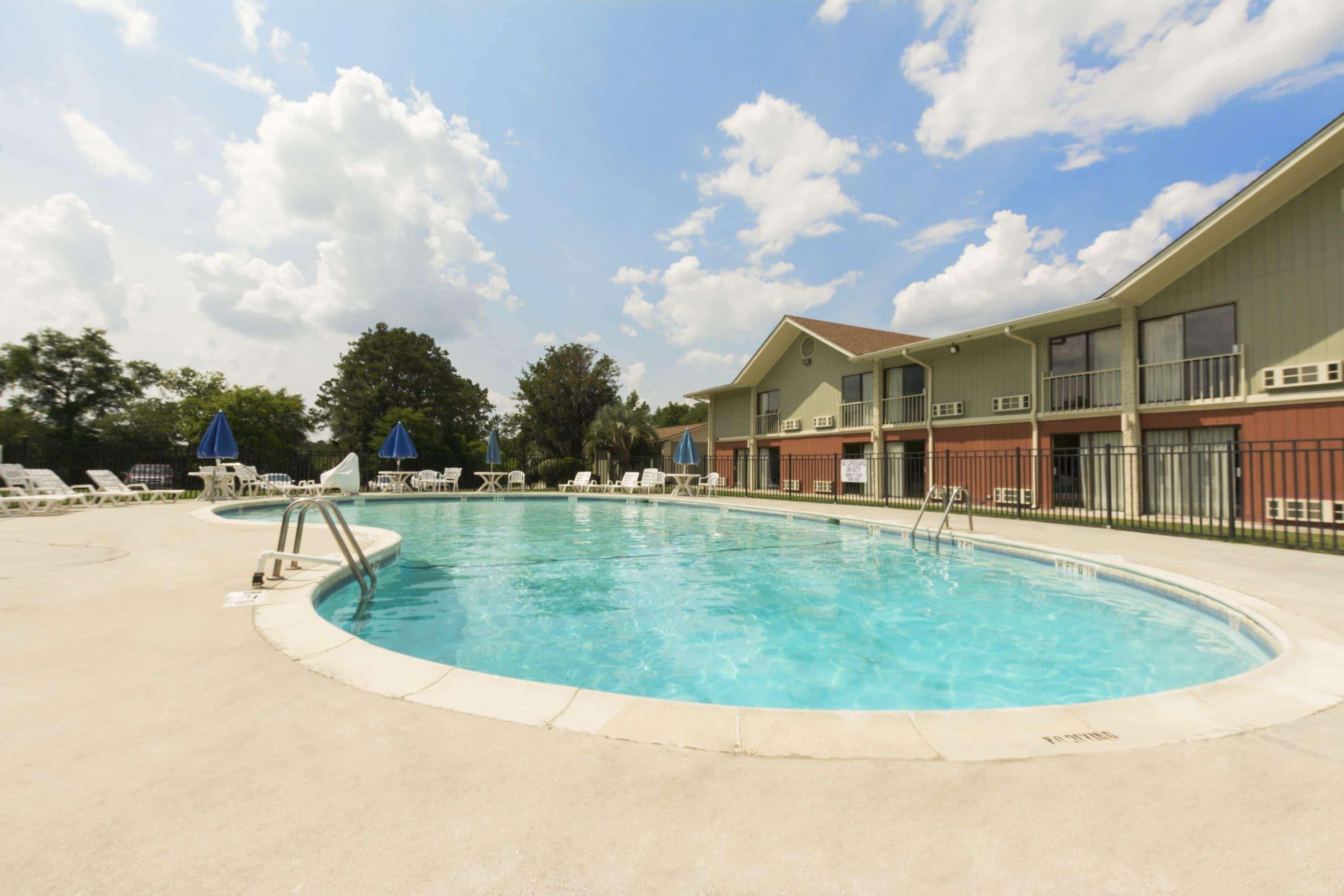 Howard Johnson By Wyndham Beaufort/Parris Island Dış mekan fotoğraf